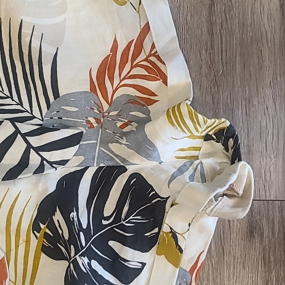 Lush Euc Linen Blend Romper In Cream With a Tropical Print Small - Picture 7 of 11